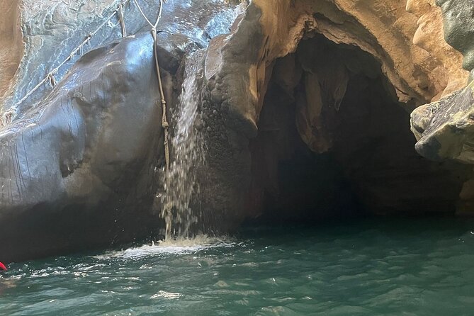 2 Days Private Wadi Shab Tour in Desert Safari - Wadi Tiwi and the road toward the dunes