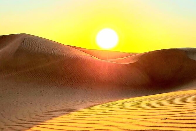2 Days Private Wadi Shab Tour in Desert Safari - The guide and vehicle can shape the whole trip