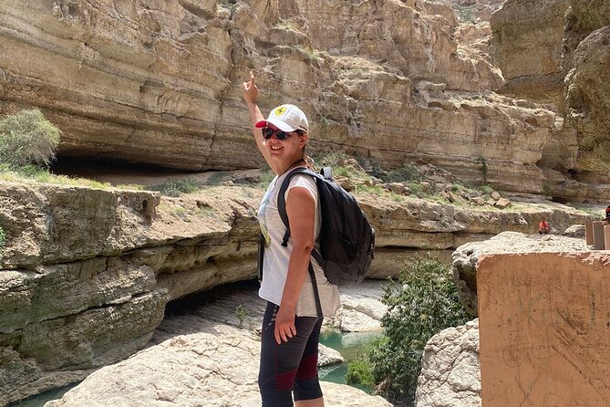 2 Days Private Wadi Shab Tour in Desert Safari - Bimmah Sinkhole: a quick coastal photo stop