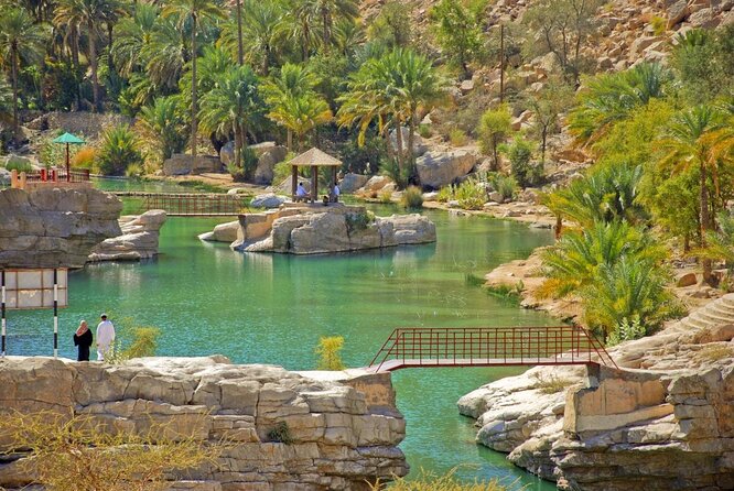 4 Days - 3 Nights Private Roundtrip Tours - Al Jamal Tour - Day 1: Bimmah Sinkhole, Fins Beach, and Wadi Shab