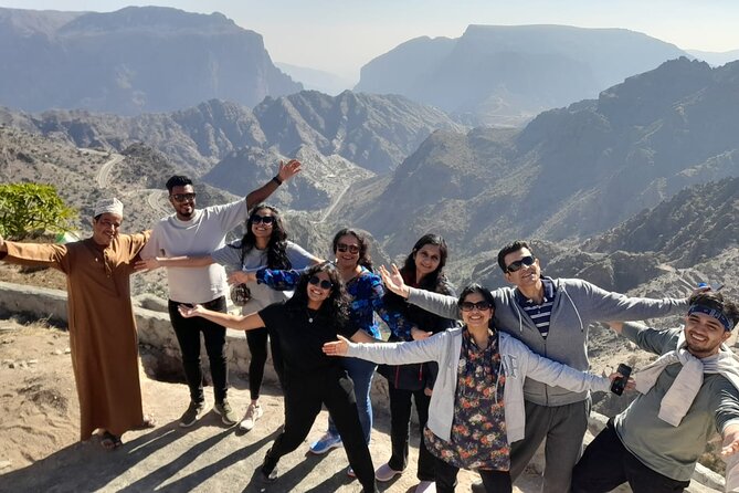 5 Days 4 Nights Shared Tour in Oman - Guide style and the small-group advantage