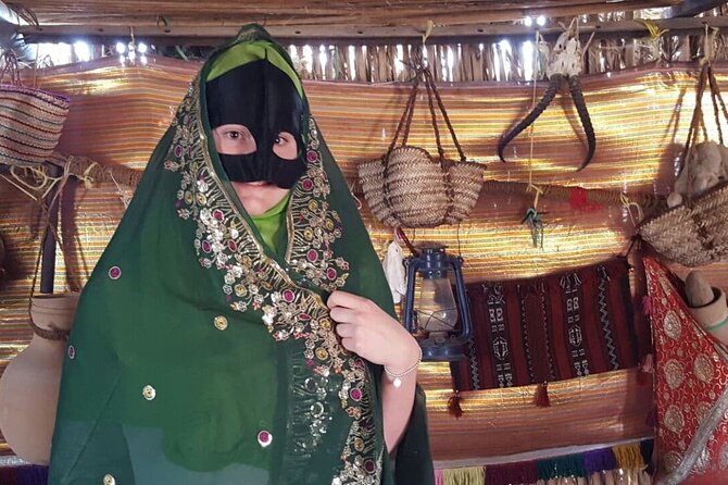 5-Days Private Oman Tour from Muscat - Day five: Oman’s Grand Canyon and two remarkable historic forts
