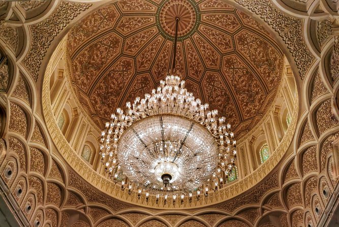 5 Hours of Salalah City Best | Private Tour - The Frankincense Land Museum in 30 minutes
