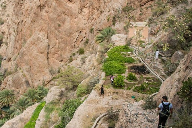 A Mirage In The Mountain - Starting at Birkat Al Mouz at 8:00 am