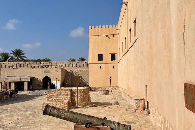 AMOUAGE: Full Day Private Tour to Nizwa and Jebel Akhdar - What the guides add to the experience
