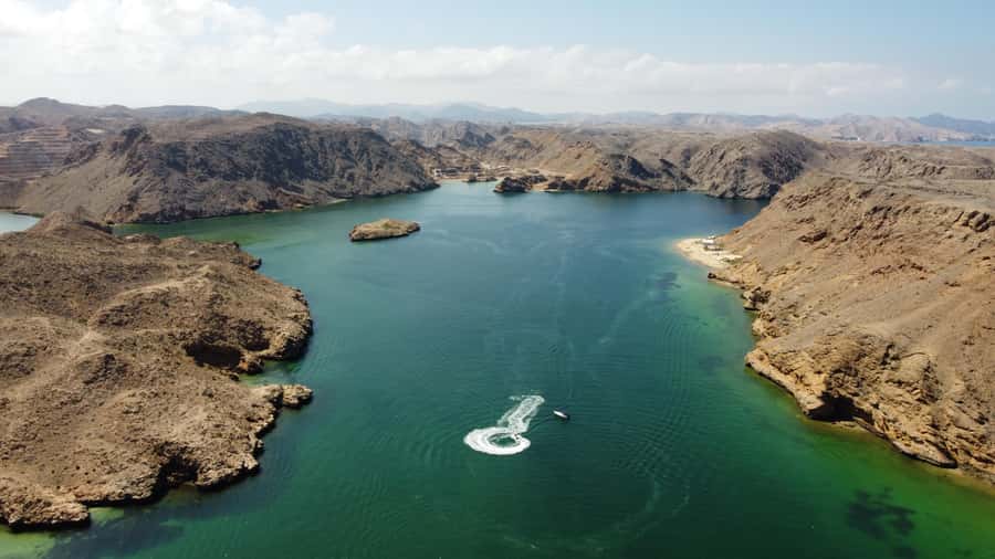 Bandar Al Khayran Jorney: Group Tour with Snorkeling - Quick points to know before booking