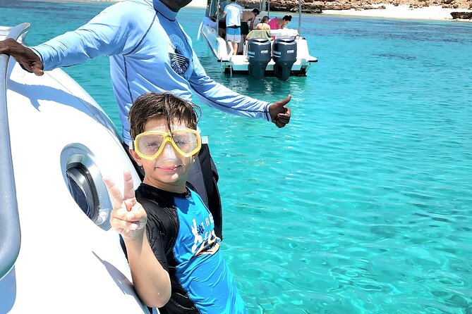 Dimaniyat Island Tour on Glass Bottom Boat (Muscat) - Three hours around Oman’s protected islands