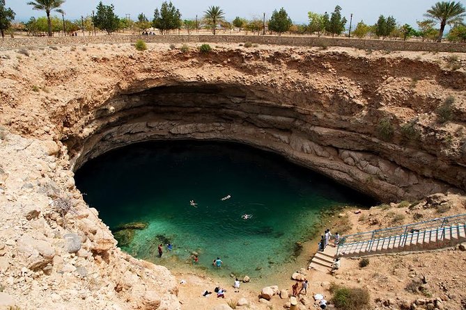 Discover the South and Wadi Shab from Muscat - The coastal road south from Muscat