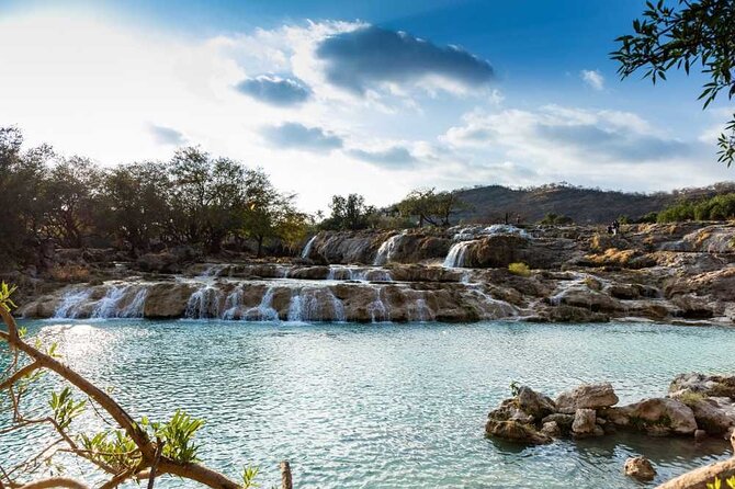East & West Salalah Combination Tour - Darbat Waterfall, Mughsail - The western route to Mughsail Beach