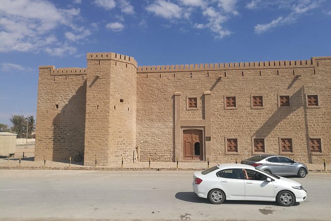 Enjoy a Full-Day Tour Uncovering East Salalah’s Hidden Gems - Wadi Darbat is the natural centerpiece