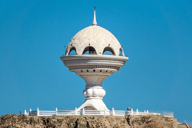 Enjoy a traditional Omani local style tour around Muscat - A slower hour at Qurum Beach