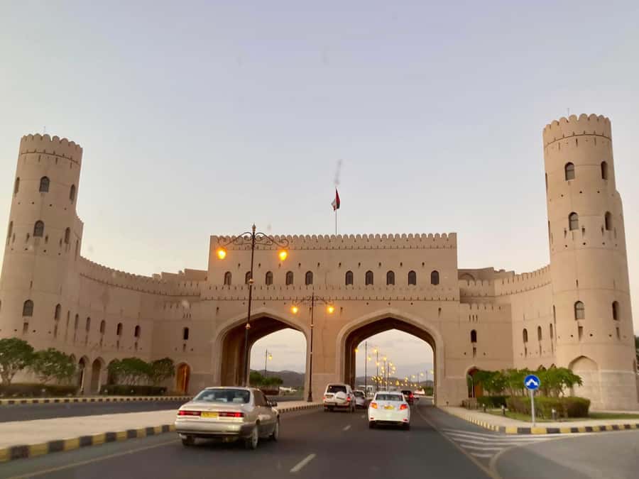 From Muscat: 3-Days Nizwa, Desert, Turtle, Wadi Shab - Key points at a glance