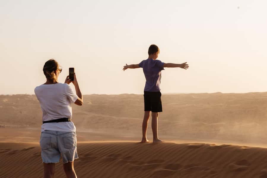 From Muscat: 6-Day Tour of City, Wadis, Desert & Mountains - Sur and Turtle Beach add a coastal pause