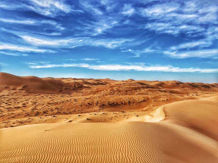 From Muscat: Desert Overnight and Wadi Bani Khalid - Private trip or small group?