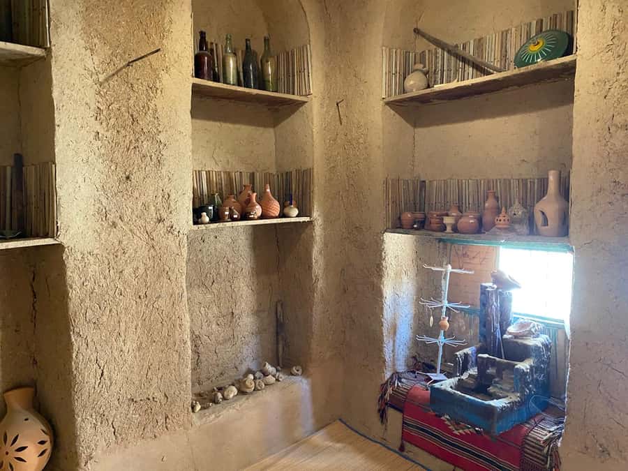From Muscat: Nizwa & Al Hamra with Jebel Shams Night Stay - The guides can shape the whole experience
