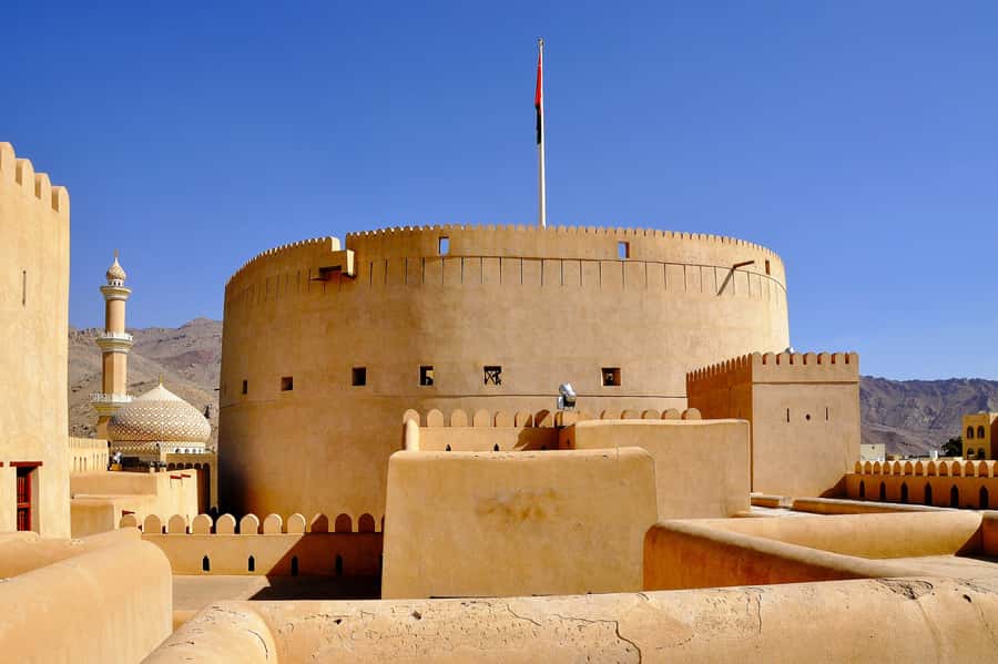 From Muscat: Nizwa & Al Hamra with Jebel Shams Night Stay - Leaving Muscat for Nizwa