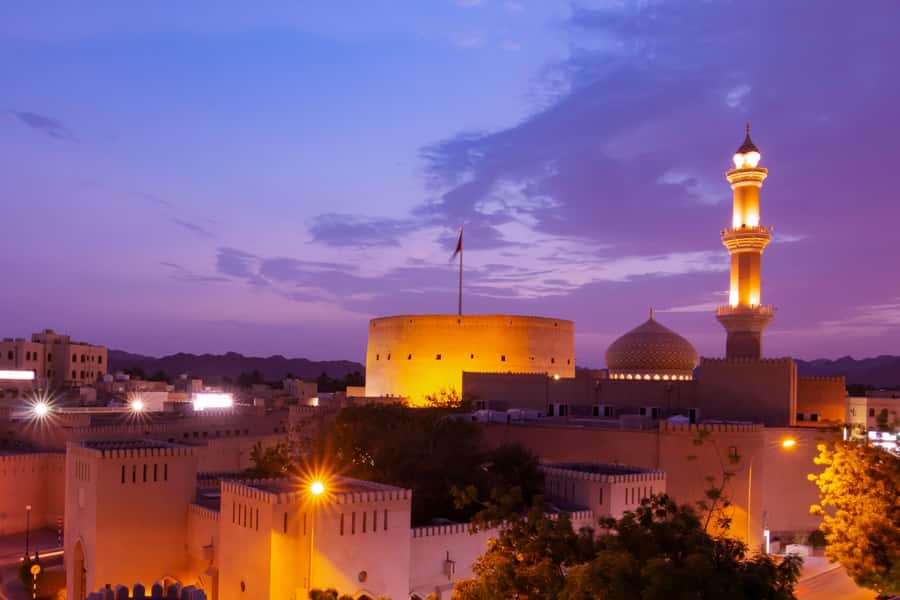 From Muscat: Nizwa Guided Tour with Optional Overnight Stay - Omani food, coffee, and the cost of dinner