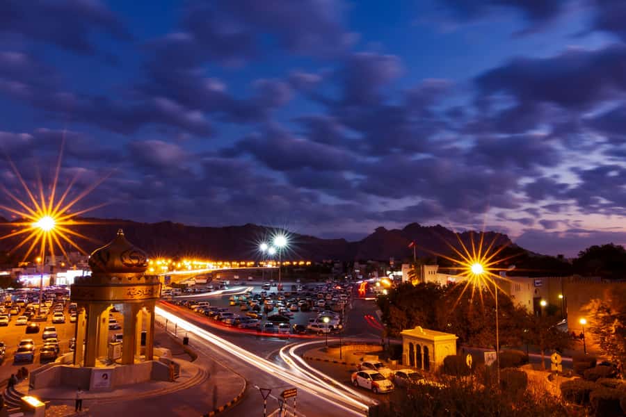 From Muscat: Nizwa Guided Tour with Optional Overnight Stay - Returning to Muscat or staying in Nizwa