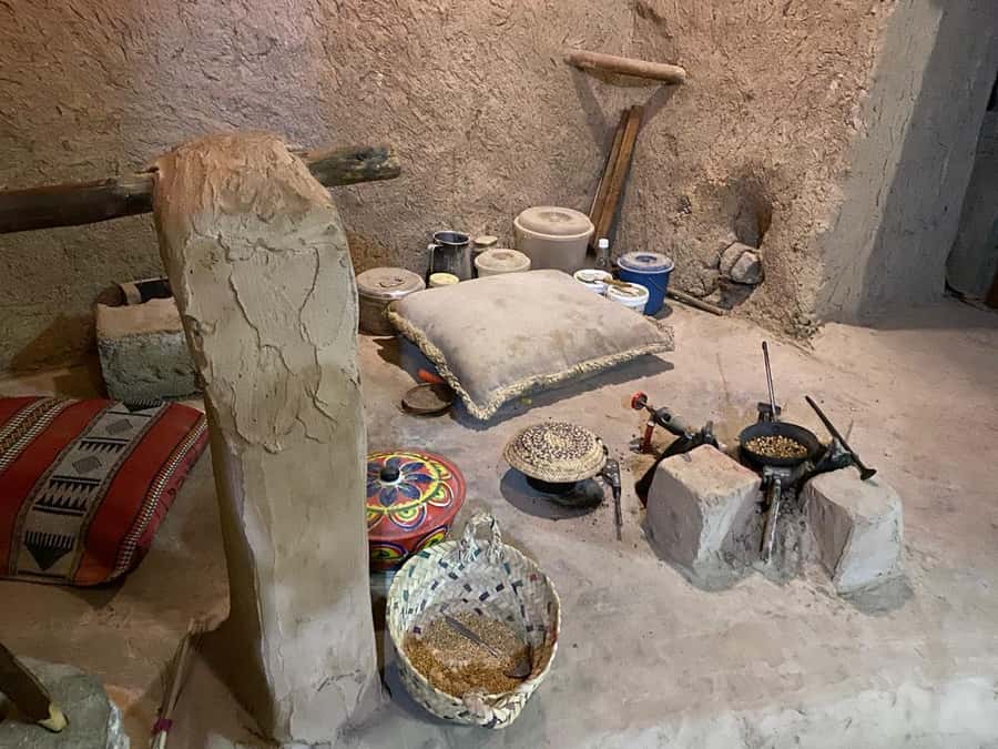 From Muscat: Nizwa & Oman Across Ages Museum - Walking Nizwa Souq for one hour