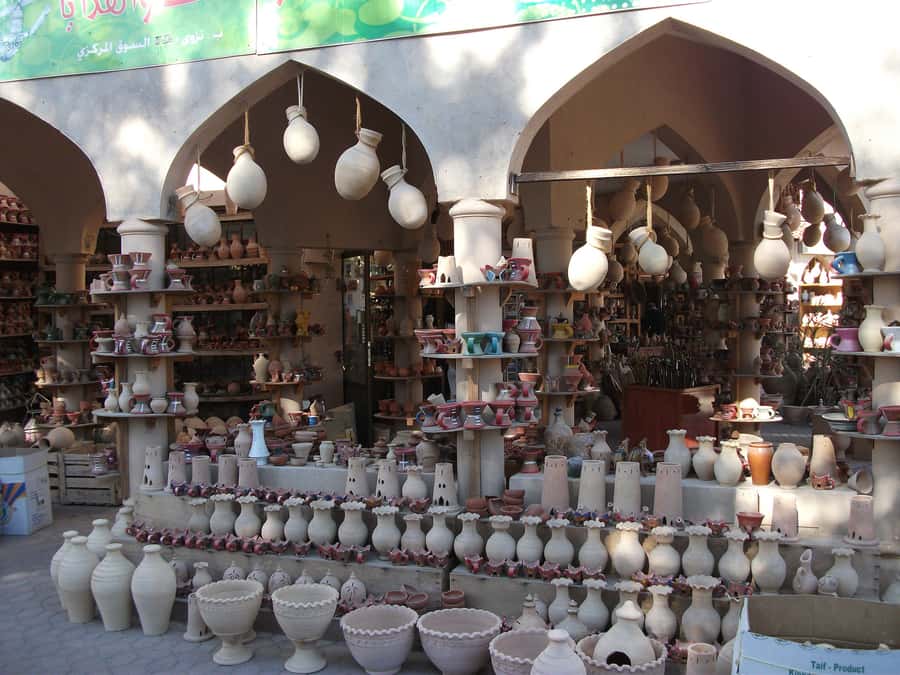From Muscat: Private Nizwa and Jabel Akhdar-Shams with Lunch - Why this private Nizwa day trip works