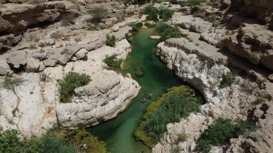 From Muscat: Wadi Shab & Bimmah Sinkhole Full-Day Tour - Lunch after the main adventure