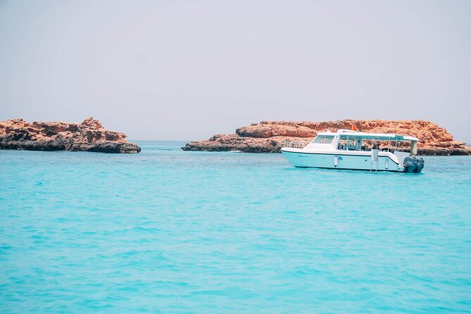 Full Day Dimaniyat Island Excursion - The ride toward the Dimaniyat Islands