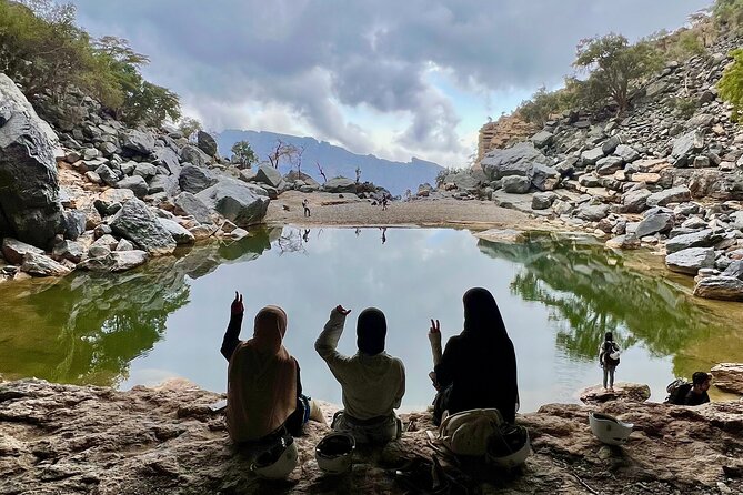 Full Day Guided Tour to Balcony Walk and Hidden Lake With Pickup Included - Timing, weather, and cancellation rules
