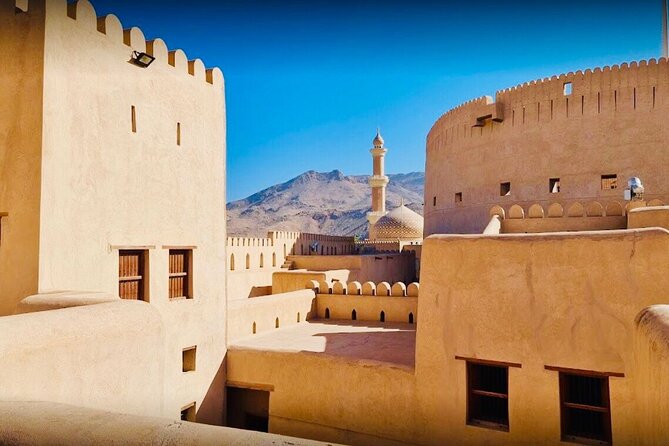 Full-Day Nizwa Fort, Bahla Fort and Jabreen Castle Private Tour - Bahla Fort and the pottery tradition
