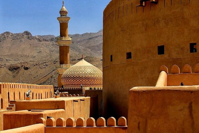 Full Day Private Tour to Nizwa and Jebel Shams from Muscat - Jebel Shams, Oman’s high point and the day’s reward