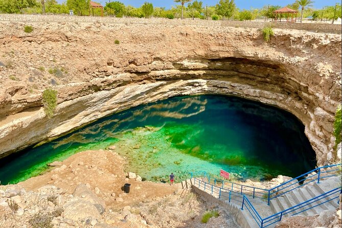 Full-Day Private Wadi Tiwi Adventure - Bimmah Sinkhole is a quick lesson in Oman’s geology