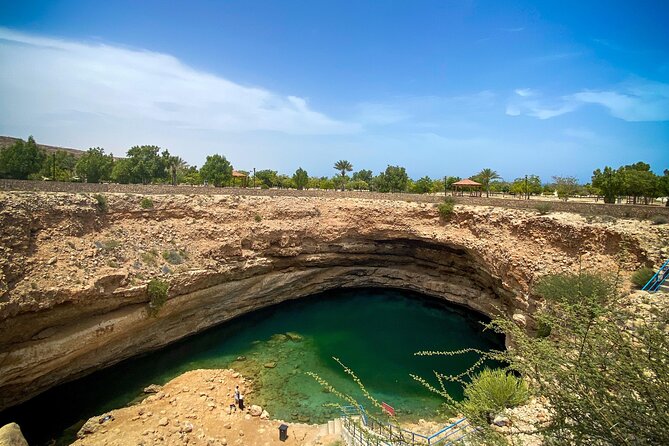 Full-Day Wadi Shab and Bimmah Sinkhole Tour - Why Wadi Shab makes this Muscat day trip special