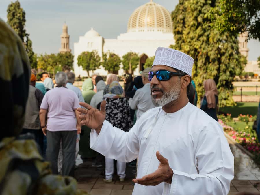 Guided Walking Tour of Sultan Qaboos Grand Mosque in Muscat - Key points at a glance