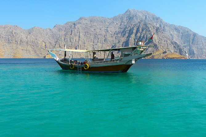 Half Day Dhow cruise to Telegraph Island (Shore excursions) - Swimming and snorkeling in clear water