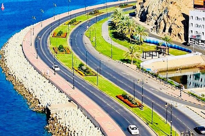 Half-Day Private Guided Muscat City Sightseeing Tour - Qurum Beach, Omani bread, honey, and karak tea