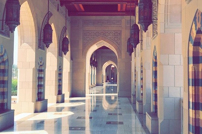Half day Private Guided Tour in Muscat with Pickup - Al Alam Palace and the Portuguese forts