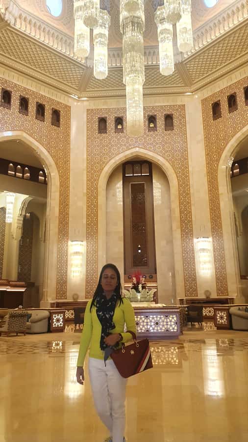 Highlights of Muscat city tour in private car with guide - Is $198 per person a fair price?