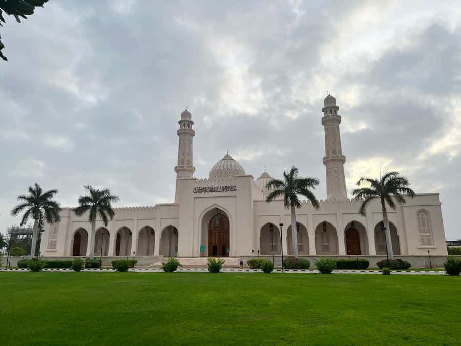 Historical Salalah City Tour with Culture, Food & Shopping - Why this four-hour Salalah tour works