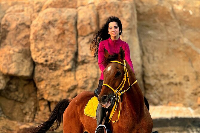 Horseback Riding Muscat Beach - How it works for beginners and experienced riders