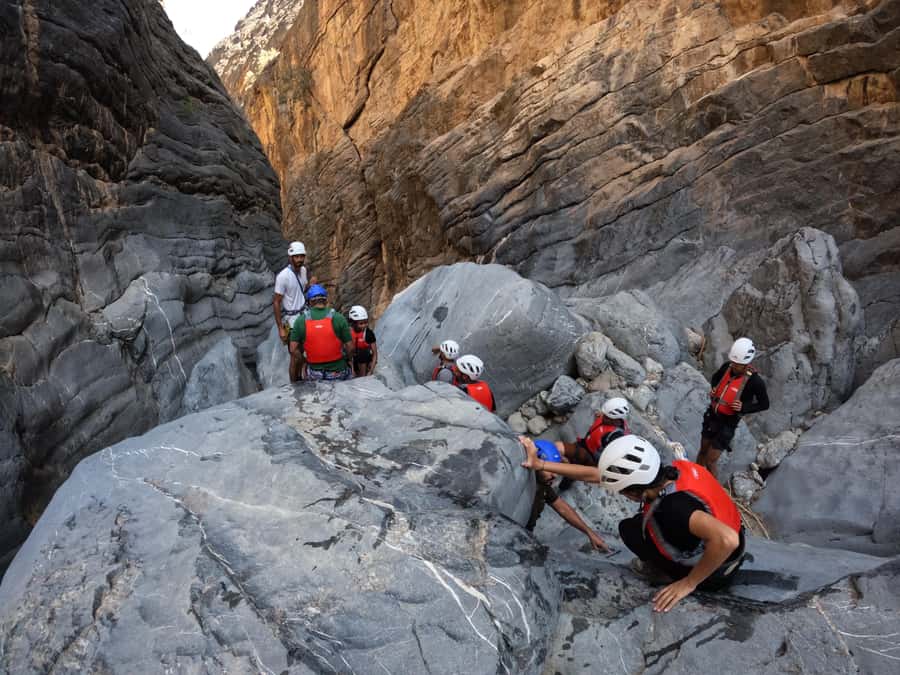 Jebel Shams: Full Day Adventure Tour through Snake Canyon - Practical preparation for a better day