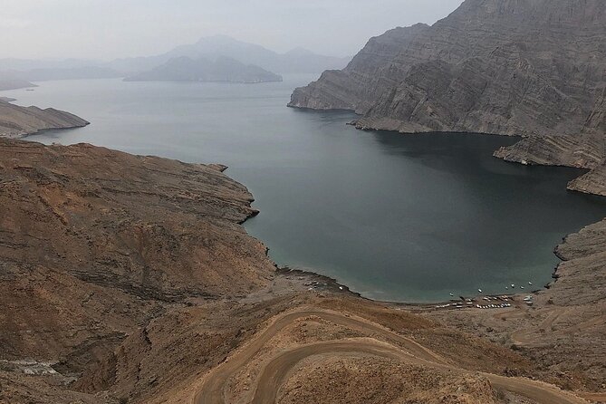 Khasab Half Day Mountain Safari to Jebal Al Harim & khor Al Najd - The climb toward Jebel Al Harim