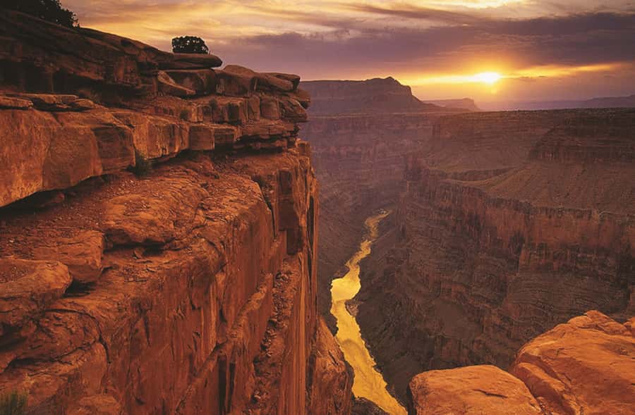 Majestic Canyon & Nizwa Cultural Journey from Muscat - Who should book this mountain day?
