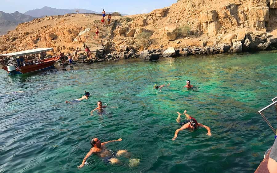 Musandam/Khasab: Overnight Dhow Cruise with Camping and BBQ - A slow afternoon of fishing and open-deck time