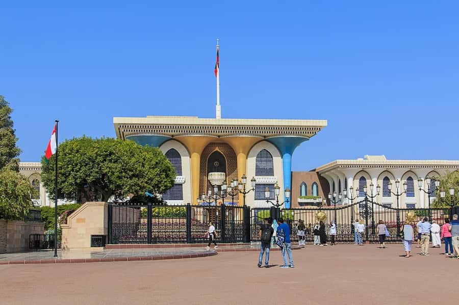 Muscat : 4 hours private Tour of Muscat City with Pick-up - Al Alam Palace and Muscat’s old forts