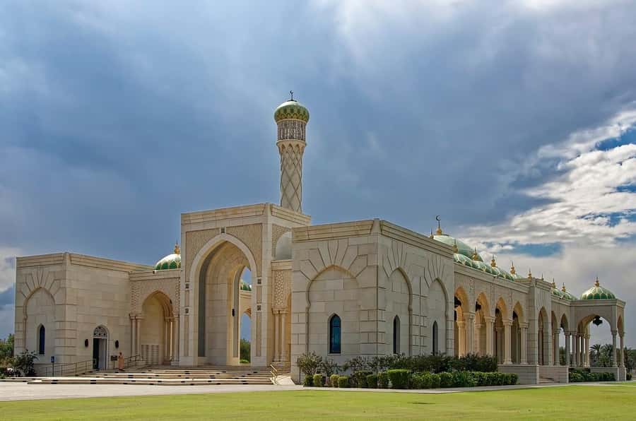 Muscat : 4 hours private Tour of Muscat City with Pick-up - The guides and the value of local explanation
