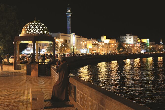 Muscat by Night with Local Dinner from Muscat - Who will get the most from this evening tour?