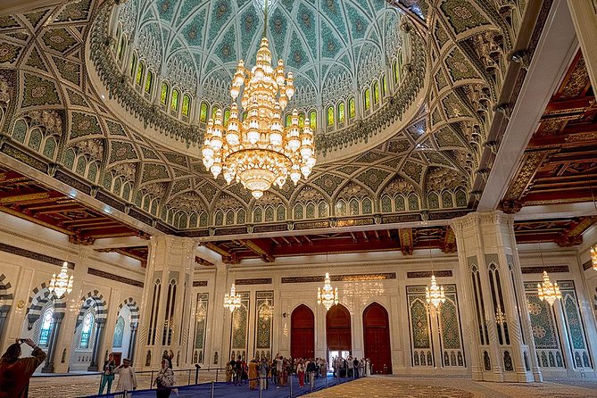 Muscat City Tour -Half-Day- Mystic Muscat : Kids friendly - A private vehicle that suits families and cruise schedules