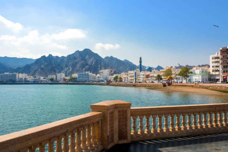 muscat city tour with pick up SMALL GROUP 7 PEOPLE MAX - Key points to know before booking