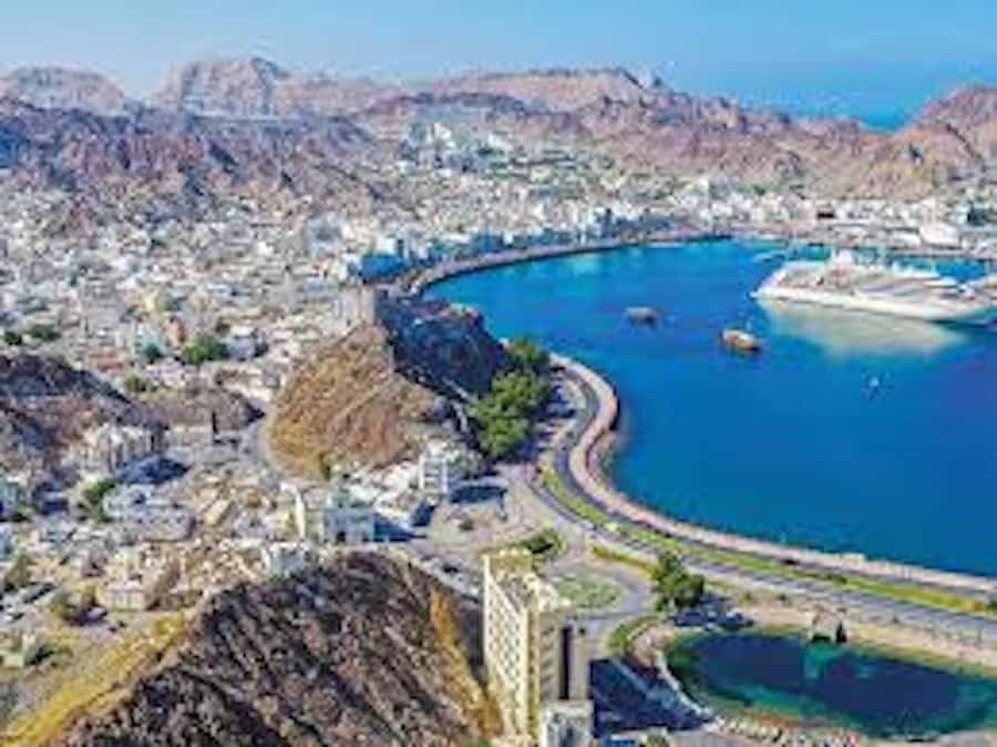 muscat city tour with pick up SMALL GROUP 7 PEOPLE MAX - Royal Opera House Muscat and modern Omani taste