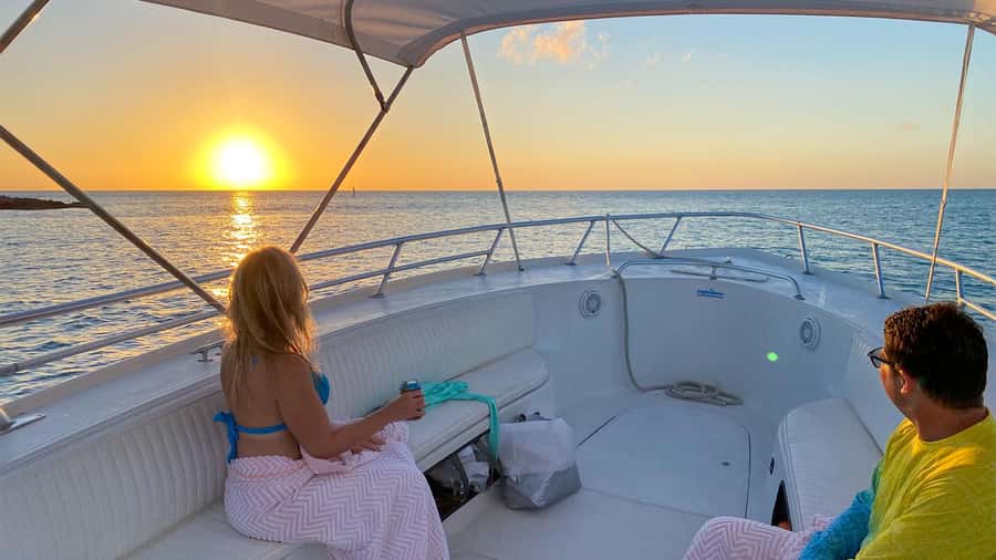 Muscat : Coastal & Sunset Boat Trip - What this Muscat sunset cruise is really like
