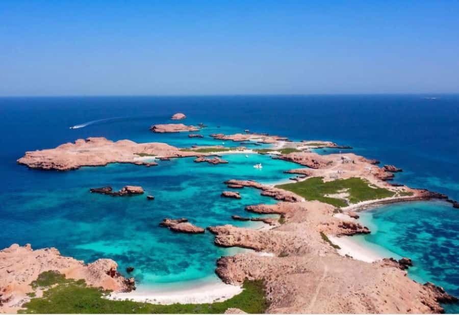 Muscat: Daymaniyat Islands Snorkeling Trip with BBQ Lunch - Meeting the boat at Al Mouj Marina